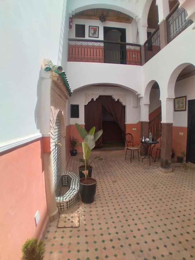 Riad 9 Derb El Bousnne Marrakesh Exterior foto